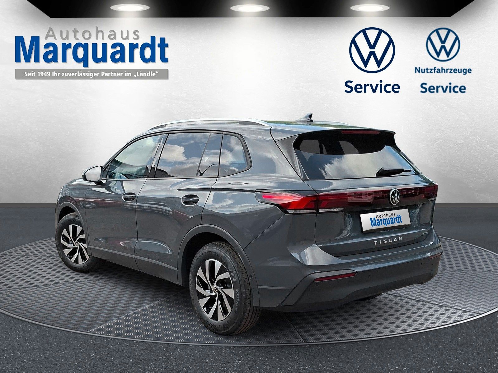 Fahrzeugabbildung Volkswagen Tiguan Life 1.5 eTSI 360° AHK IQ LED Side 5J.Gar