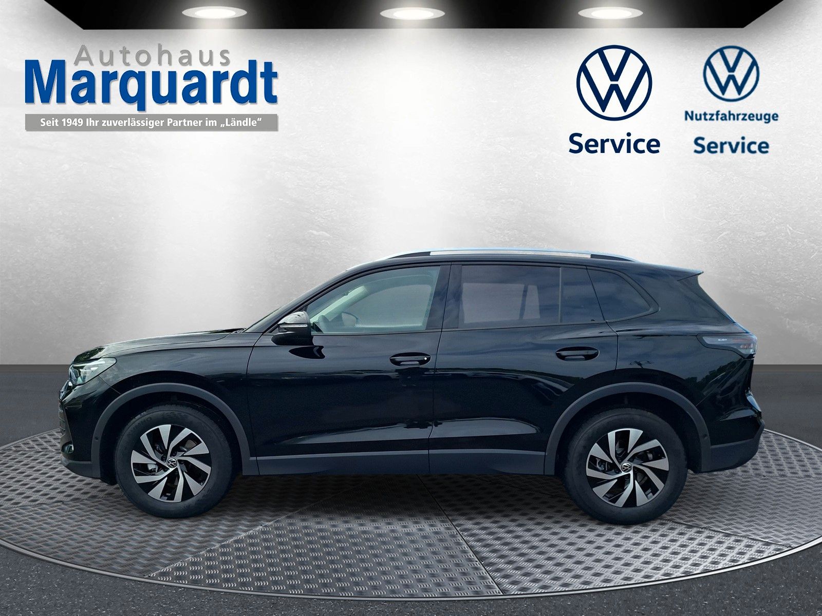 Fahrzeugabbildung Volkswagen Tiguan Life 1.5 eTSI 360° AHK IQ LED Side 5J.Gar