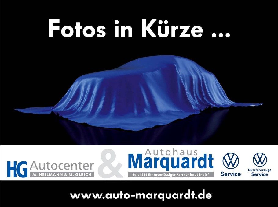 Fahrzeugabbildung Volkswagen Golf VIII 1.5TSI LED Side Verkehr Rückfahrkamera