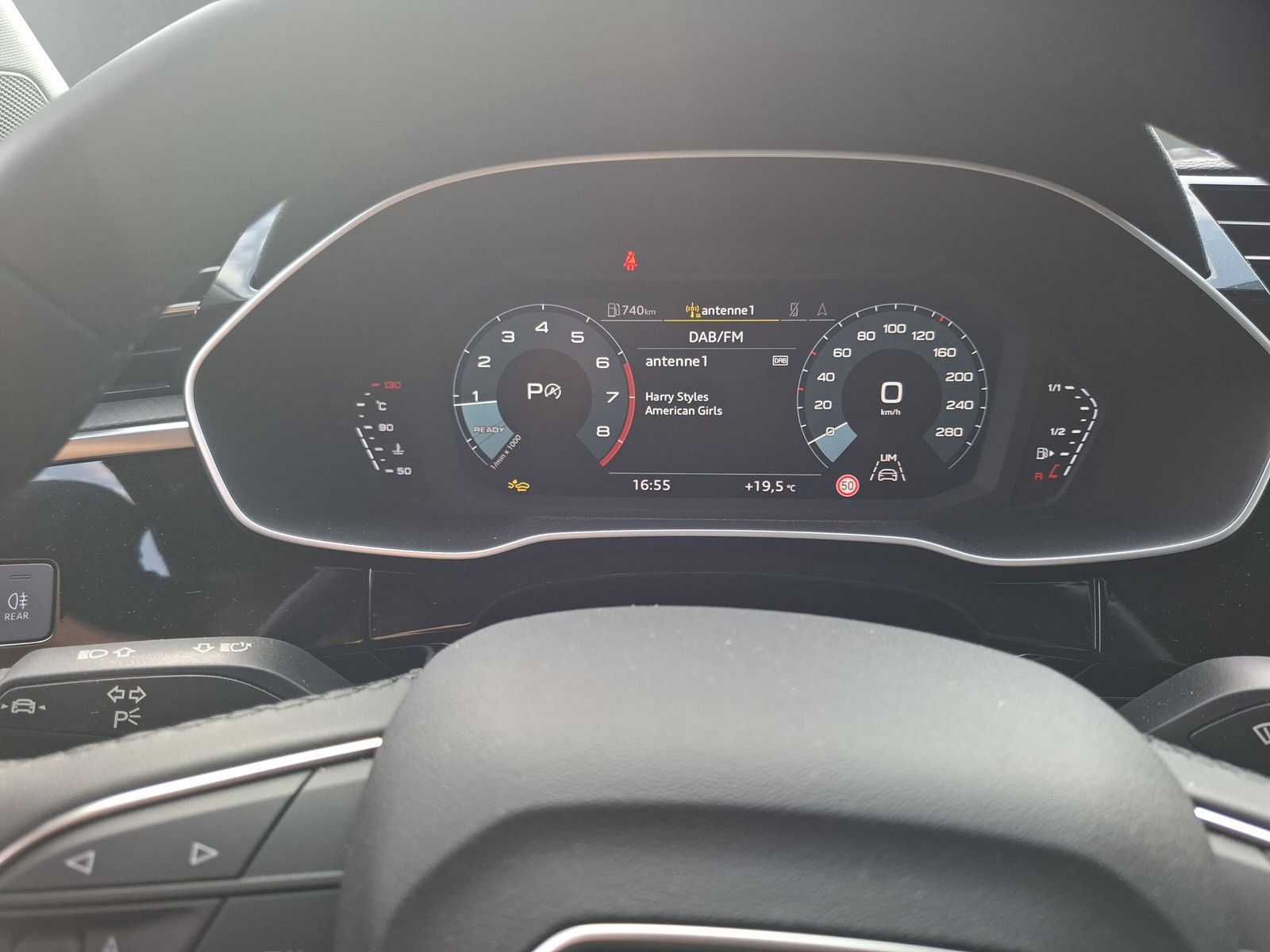 Fahrzeugabbildung Audi Q3 40 TFSI quattro S line DSG Pano MMI Navi