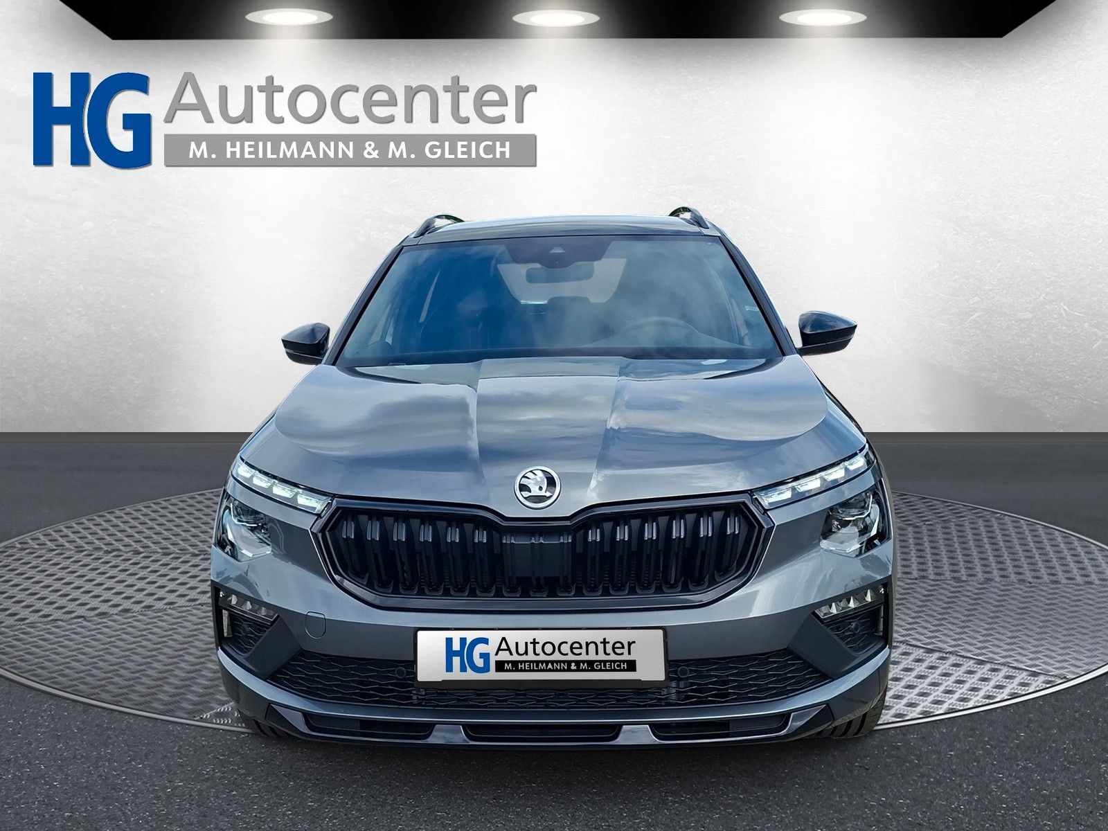 Fahrzeugabbildung SKODA Kamiq 1.5TSI Monte Carlo 18" eHeck AHK ACC Side