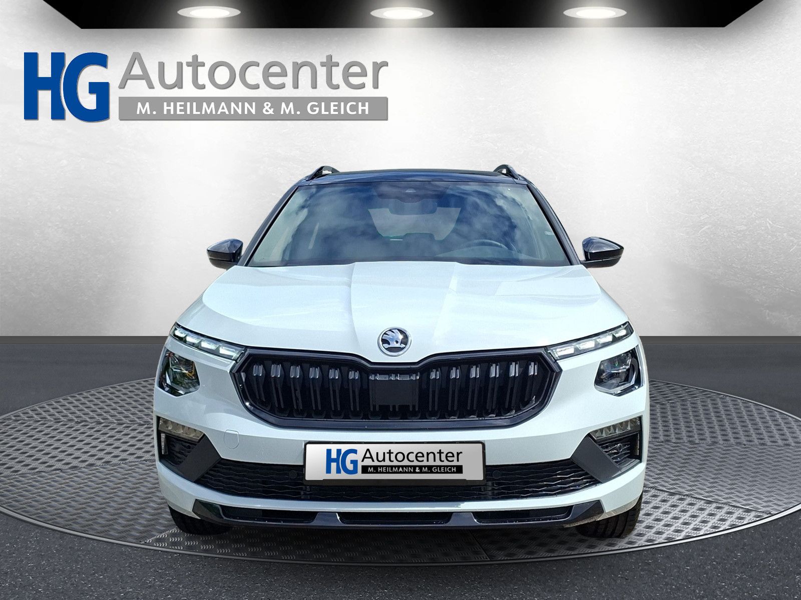 Fahrzeugabbildung SKODA Kamiq 1.5TSI Monte Carlo Pano 18"eHeck AHK 4 J.G