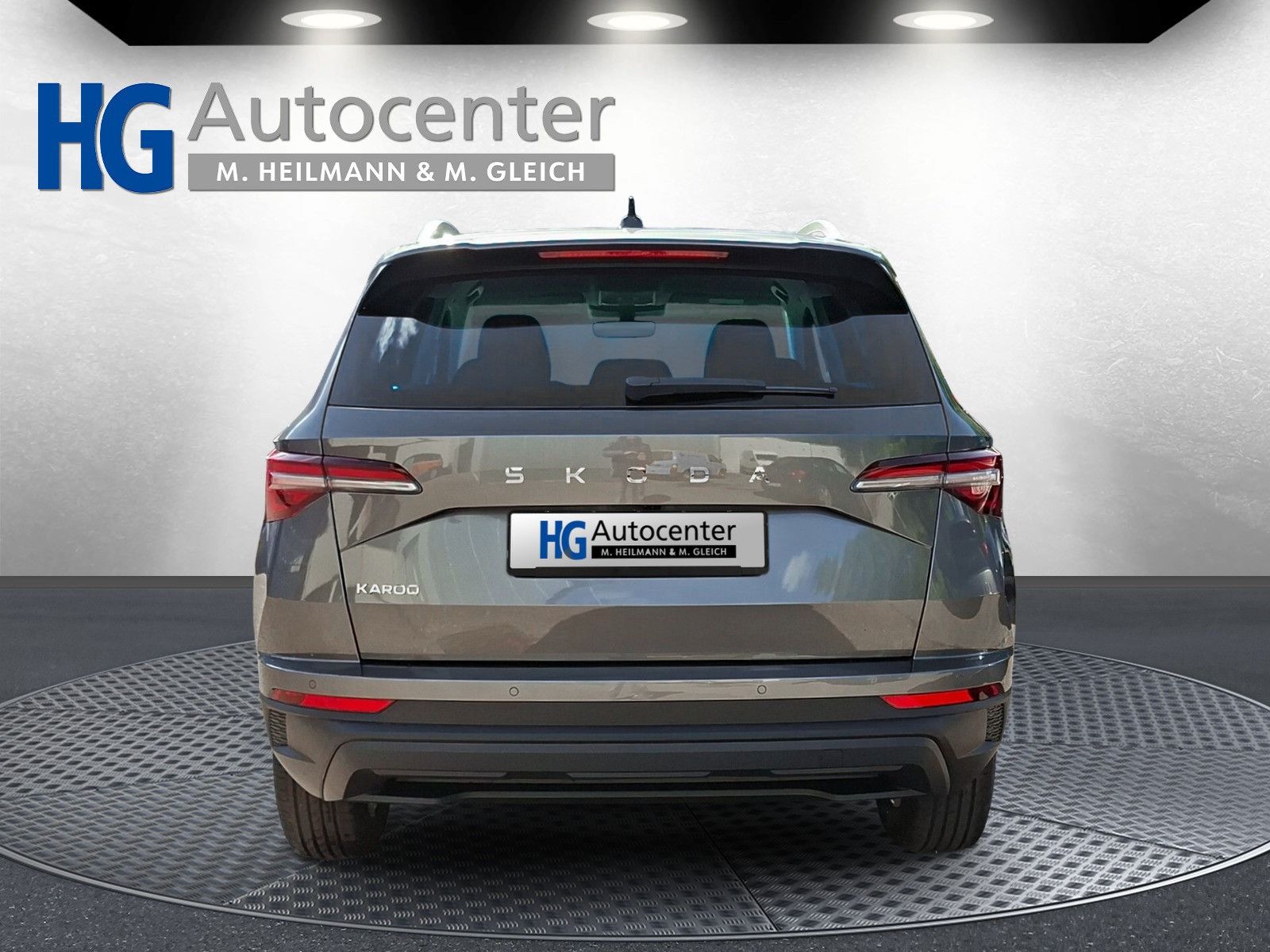 Fahrzeugabbildung SKODA Karoq Selection 2.0TDI 4x4 AHK ACC Navi Kamera