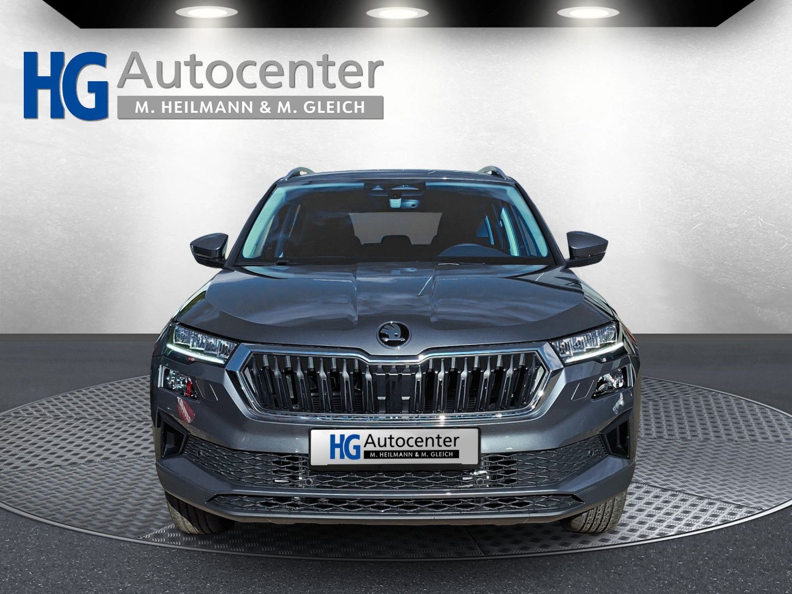 Fahrzeugabbildung SKODA Karoq Selection 2.0TDI 4x4 AHK ACC Navi Kamera