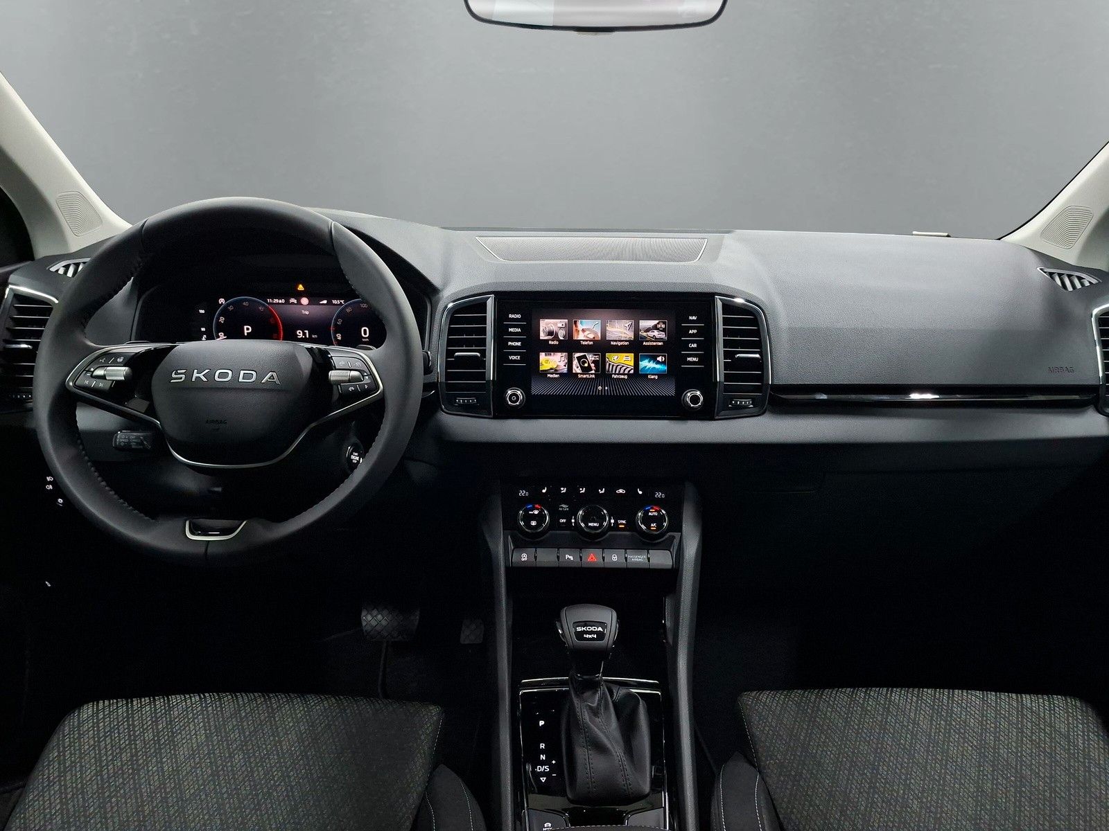 Fahrzeugabbildung SKODA Karoq Selection 2.0TDI 4x4 AHK ACC Navi Kamera