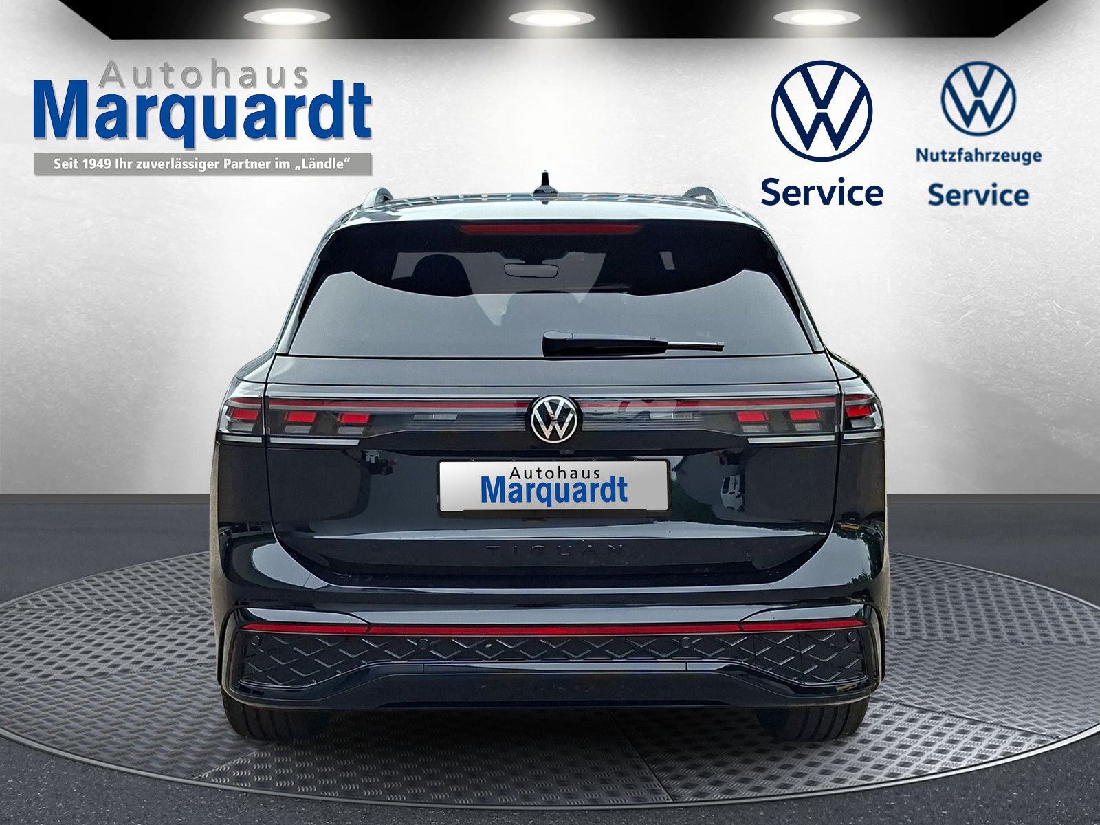 Fahrzeugabbildung Volkswagen Tiguan 1.5eTSI R-Line Pano IQMatrix AHK Headup