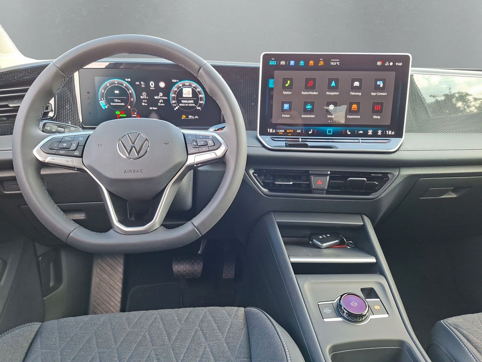 Fahrzeugabbildung Volkswagen Tiguan 1.5 TSI Plug-In-Hybrid AHK DCC Förderung