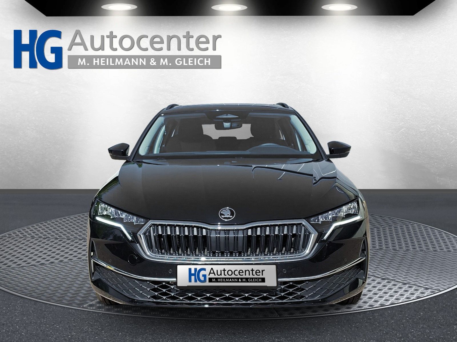Fahrzeugabbildung SKODA Octavia Combi 1.5 Selection Standh.Navi Side AHK