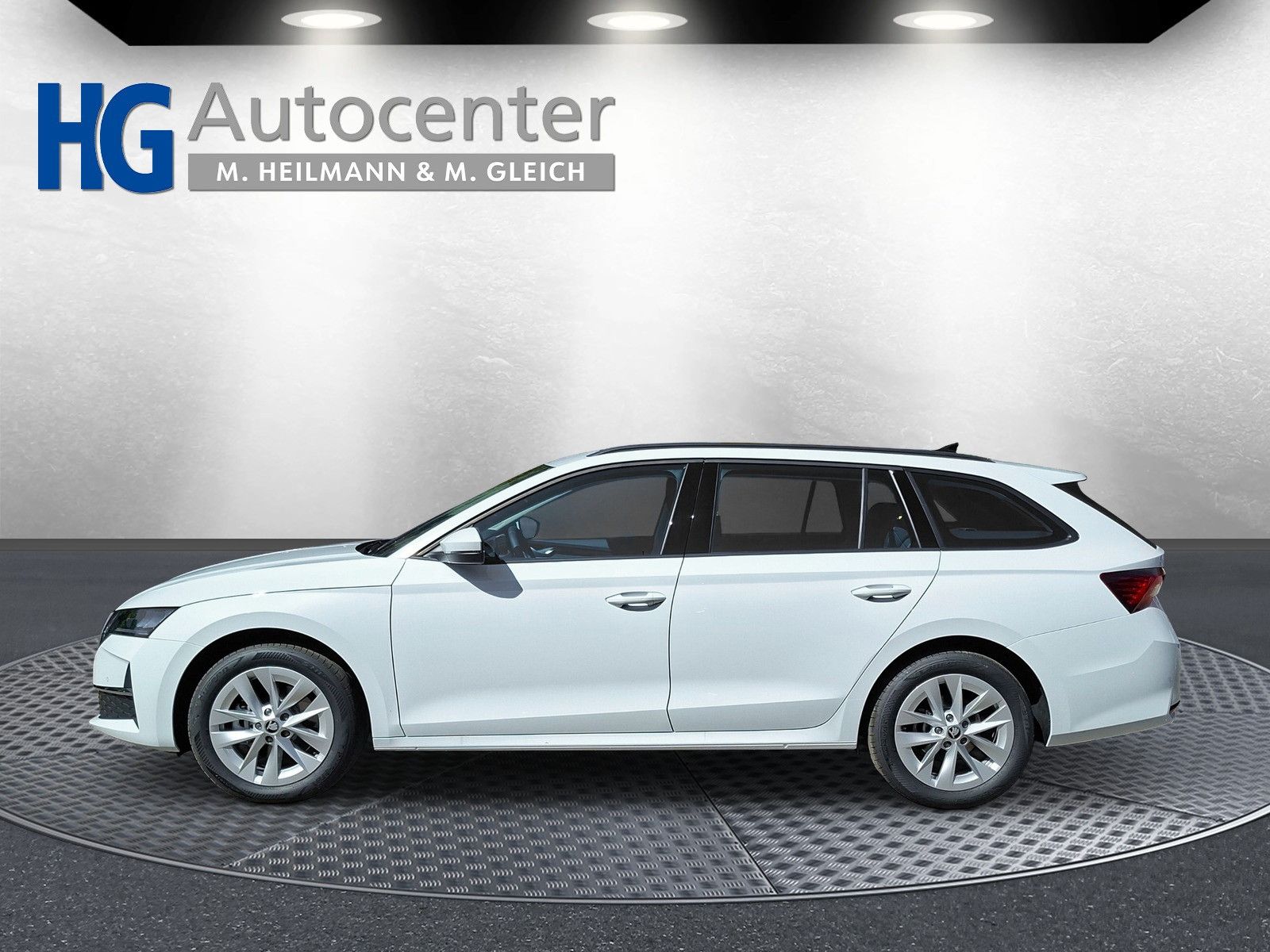 Fahrzeugabbildung SKODA Octavia Combi 1.5 Selection Standh.Navi Side AHK