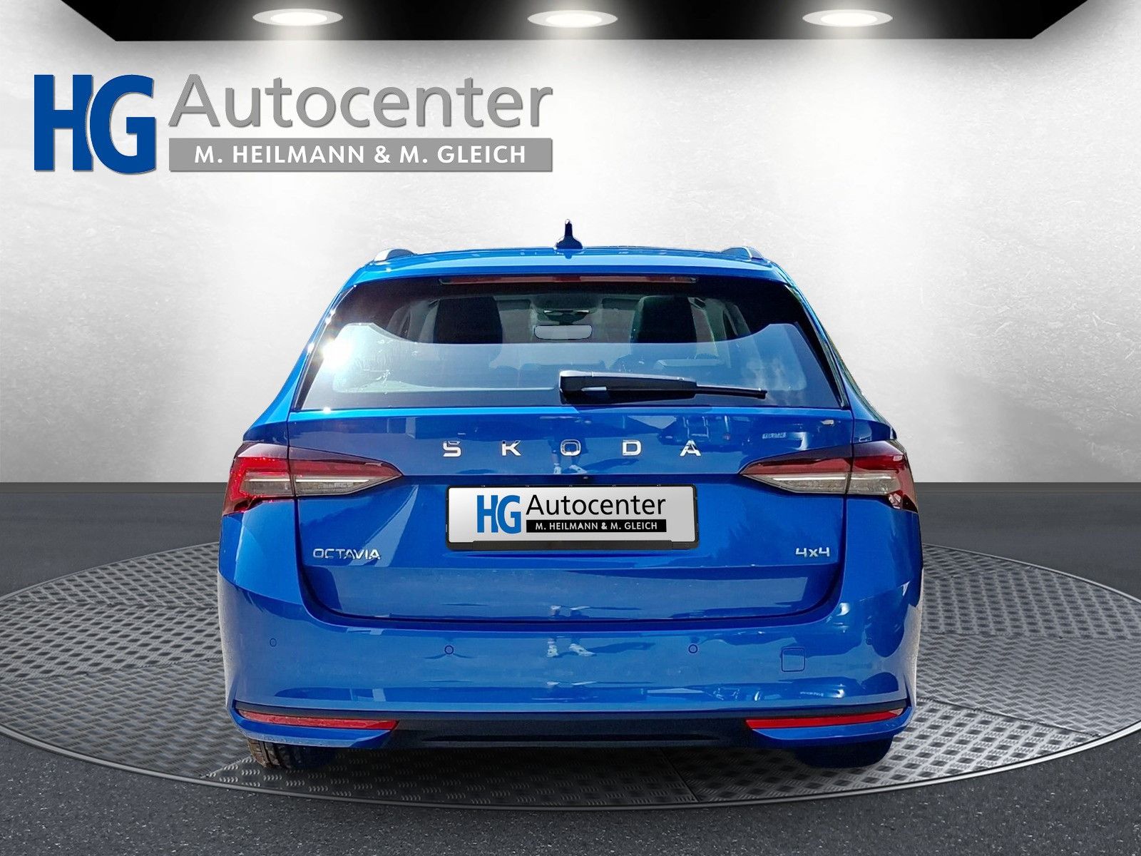 Fahrzeugabbildung SKODA Octavia Combi 1.5 Selection Standh.Navi Side AHK