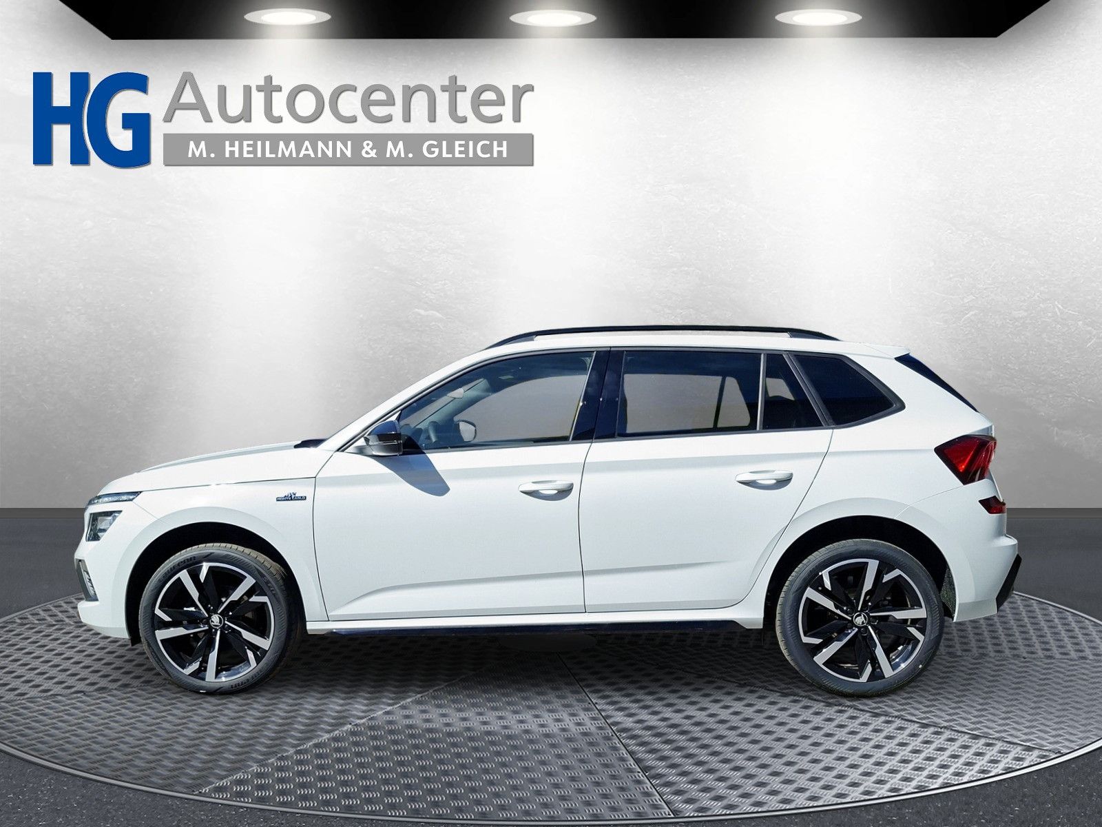 Fahrzeugabbildung SKODA Kamiq 1.5TSI Monte Carlo 18"eHeck AHK ACC Side